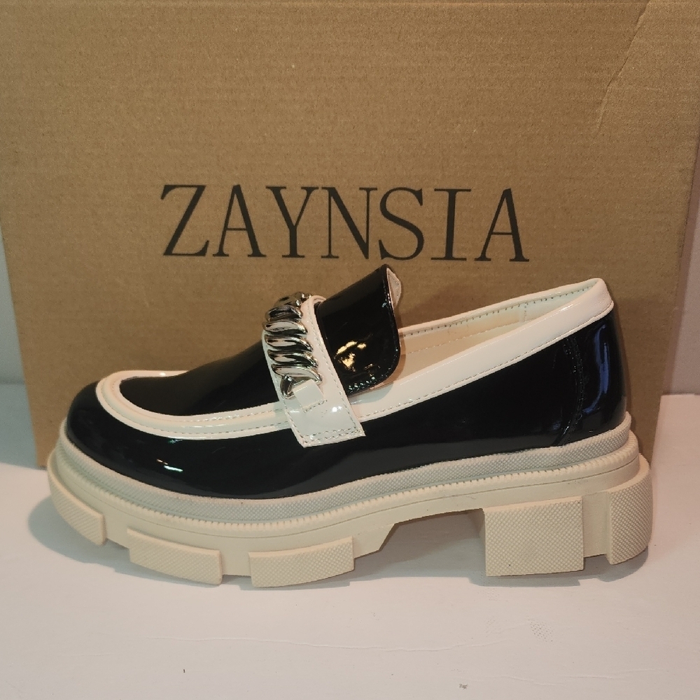 Women's Black & Cream Patent Loafer with Chain Accent Brand New W Box